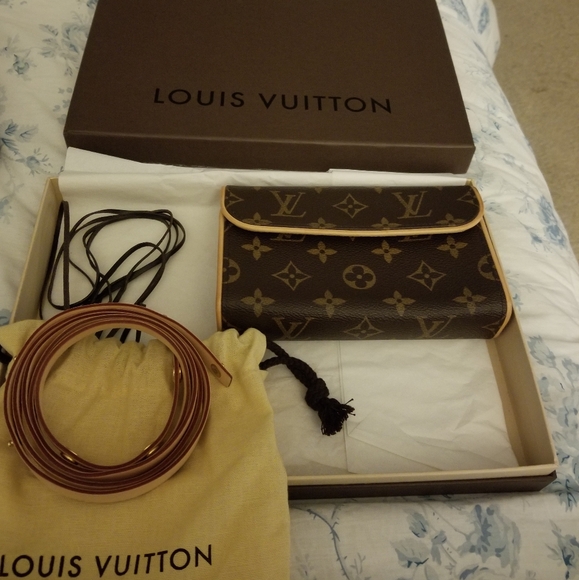 Louis Vuitton Pochette Florentine Belt Bag in Monogram - Picture 1 of 16